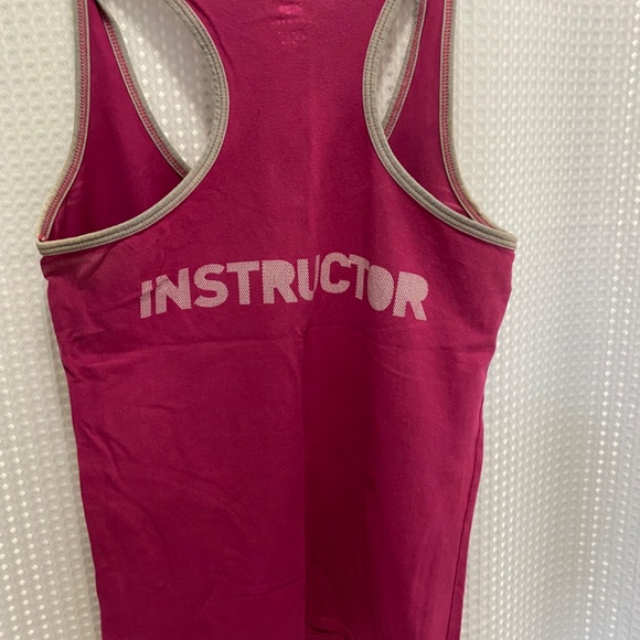 Zumba Racer Back Pink colour tank top. Size L - Picture 4 of 6